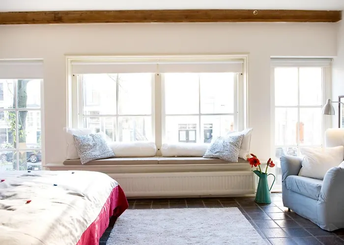 Guest house Jackie O 4*